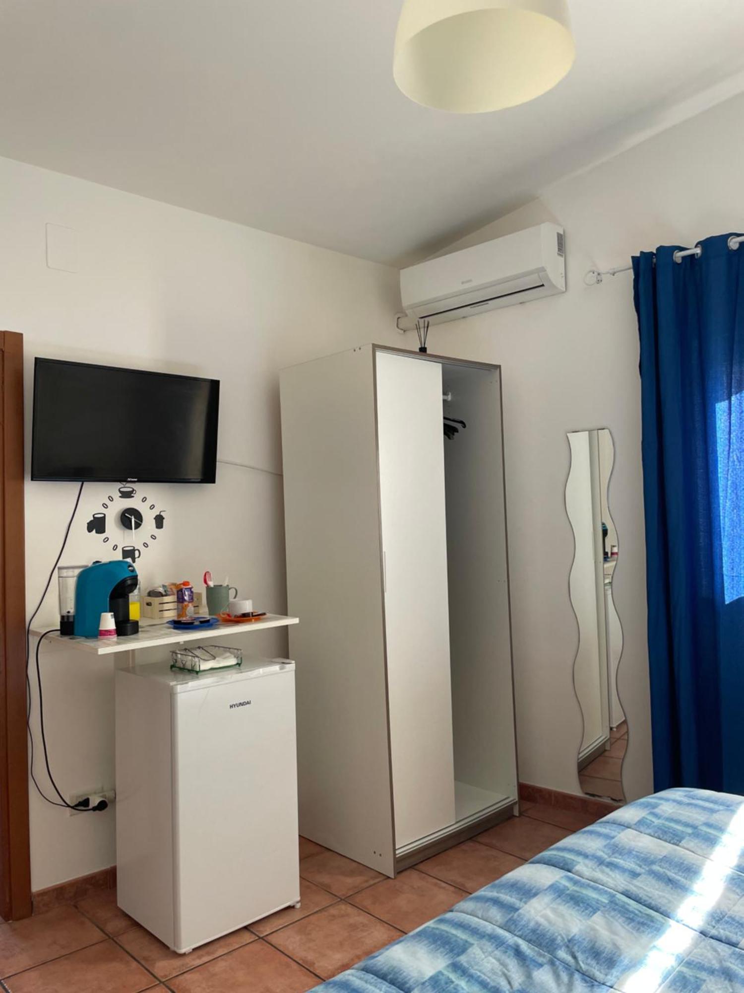 Scibetta'S B&B Tarente Buitenkant foto