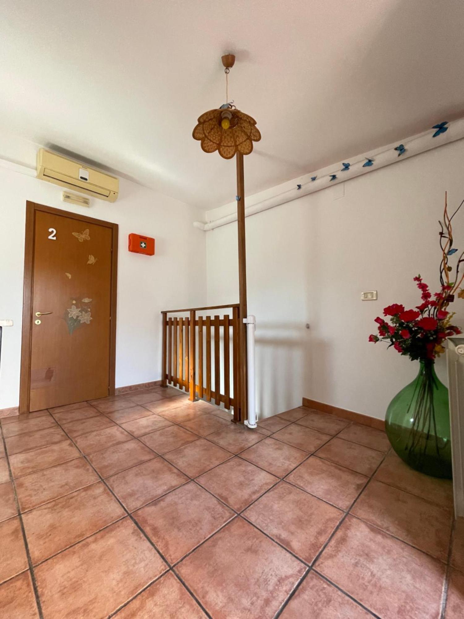 Scibetta'S B&B Tarente Buitenkant foto